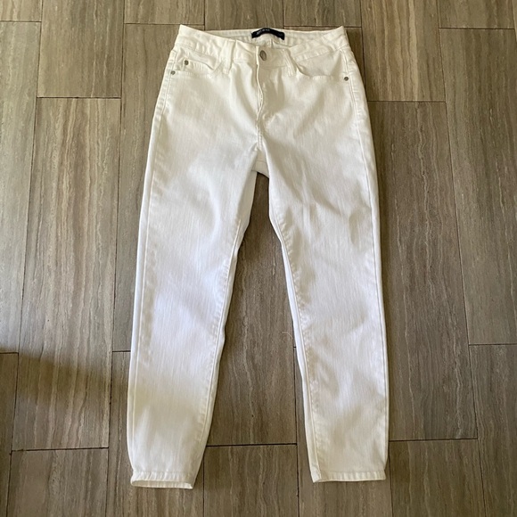 Just Black Skinny Denim Jeans Women's Size 26 Petite White Mid Rise 5-Pocket - Picture 1 of 5